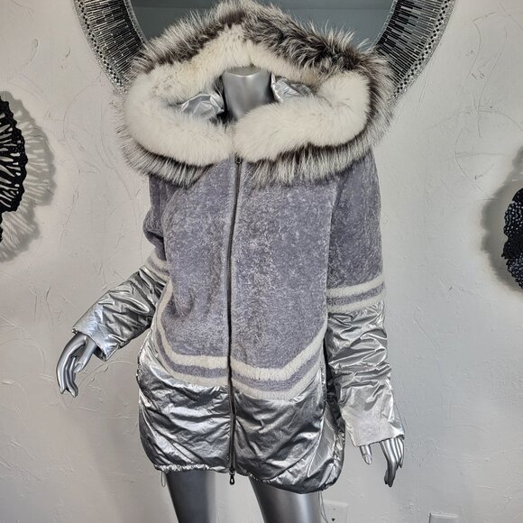 MITCHIE'S~M/L~SILVER GRAY GENUINE SHEARLING REAL FOX FUR HOODED PARKA COAT - Picture 12 of 16